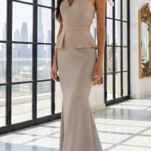 Myleene Klass, Vestido Corte Sirena Color Beige Talla 44a