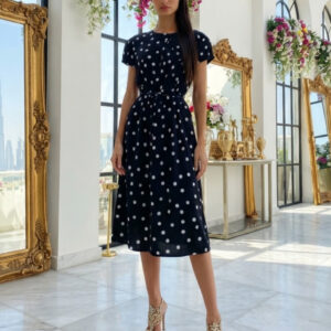 CC, Vestido Negro con Lunares Blancos Talla 42